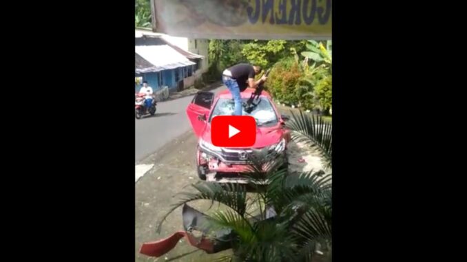 Oknum anggota polisi