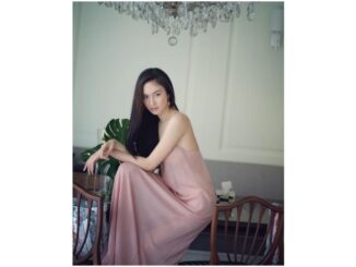 Transgender Tercantik Nang Poy