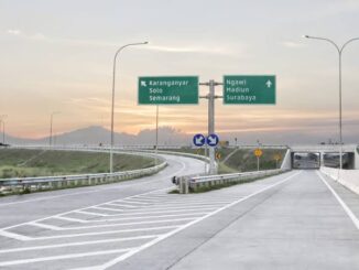 Exit jalan tol colomadu ditutup