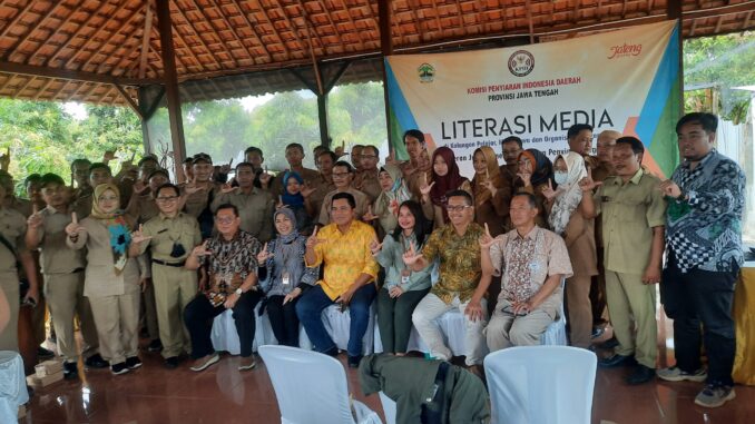  Literasi Media Perangkat Desa