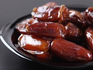 Buka dengan buah kurma