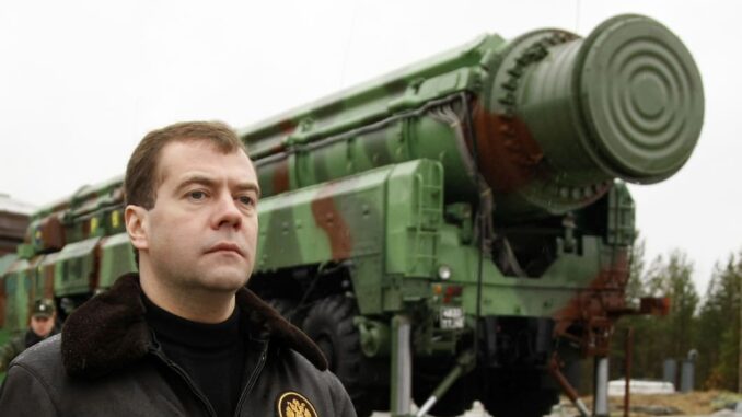 Dmitry Medvedev ICC Rudal Hipersonik