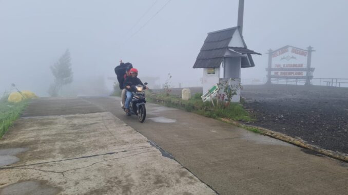 wisata kembang langit jalur batang banjarnegara