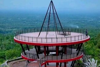 Menara Langit Ketep Pass