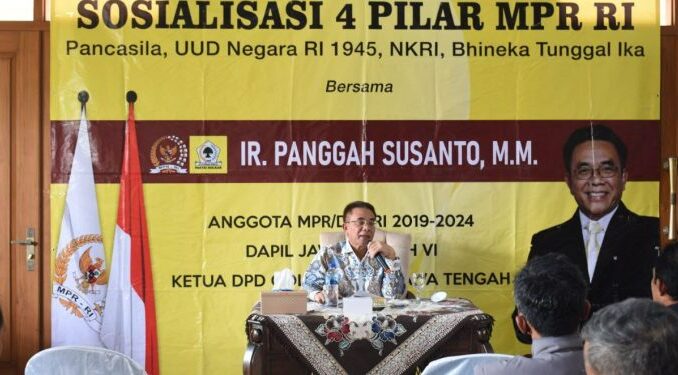 Pancasila wajib untuk generasi muda