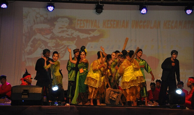 seni dan budaya unggulan banyumas seni dan budaya unggulan banyumas