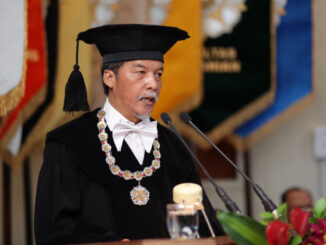 Guru Besar UGM
