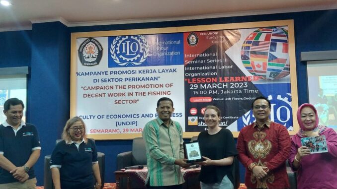 PBB FEB UNDIP Kampanye Anti Kerja Paksa