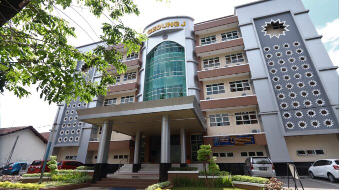 Universitas Muhammadiyah Purwokerto Pasar Ramadan UMP