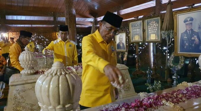 Soeharto Pahlawan Nasional Soeharto Pahlawan Nasional