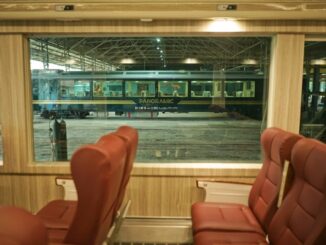 kereta panoramic Stasiun Tawang