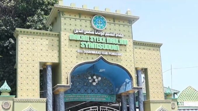 Makam Waliyullah Syekh Maulana Syamsudin