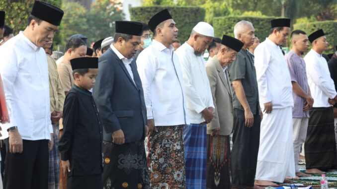 Taj Yasin salat