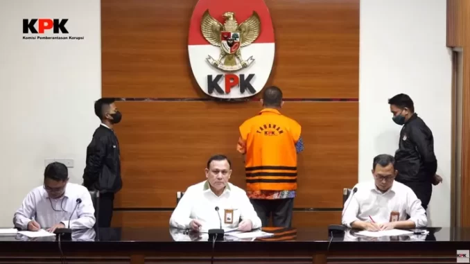 Rafael Alun Trisambodo Rafael Alun 20 Tahun