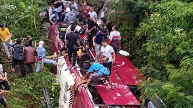 korban bus guci korban bus guci
