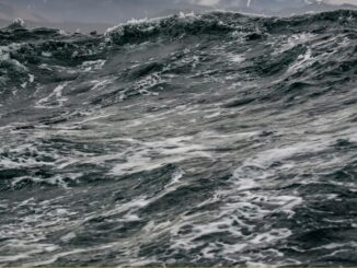 gelombang tinggi laut selatan Jabar Jateng DIY