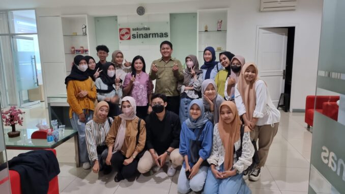 Praktik Beli Saham