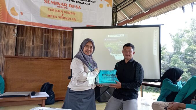 Tim KKN Tematik GERSIT