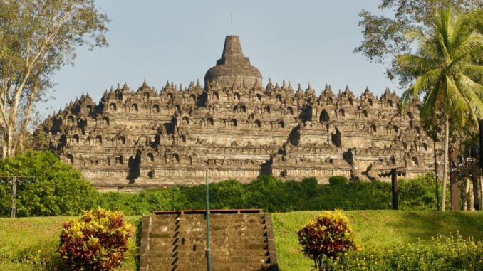Harga Tiket Borobudur 2023