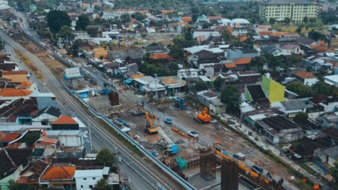 Simpang Joglo Ditutup