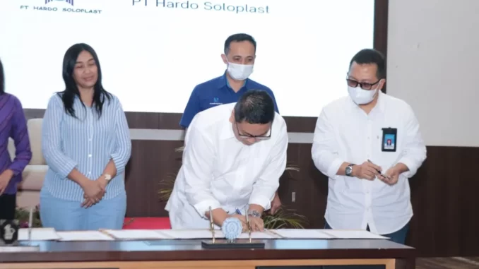 Kerja Sama Sekolah Vokasi UNS
