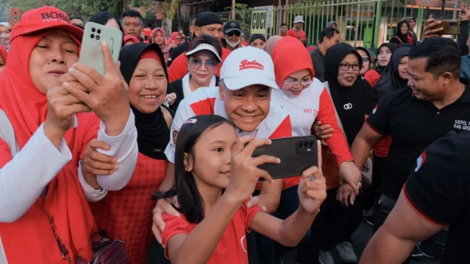 Ganjar Jalan Sehat Grobogan 1