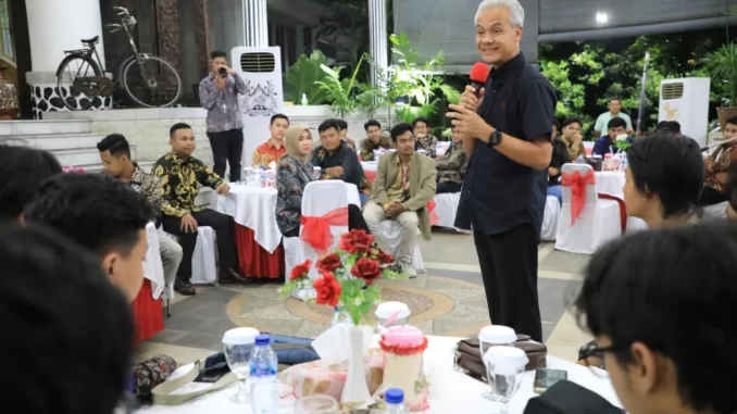Ganjar Mahasiswa Ilmu Politik