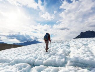 Ilustrasi Pendaki Malaysia Gunung Everest