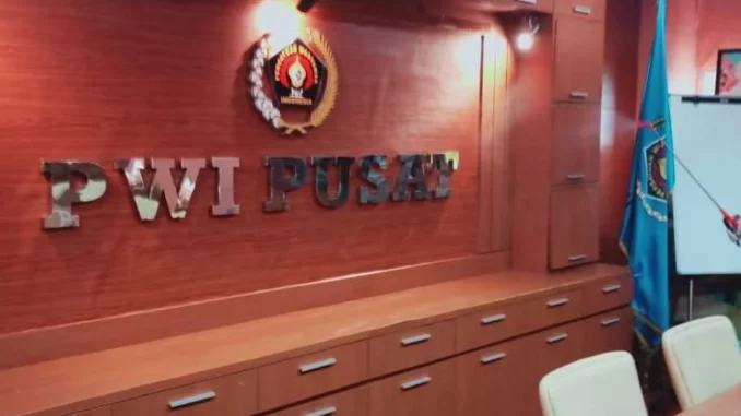 Kantor PWI Pusat, Wartawan Nyaleg