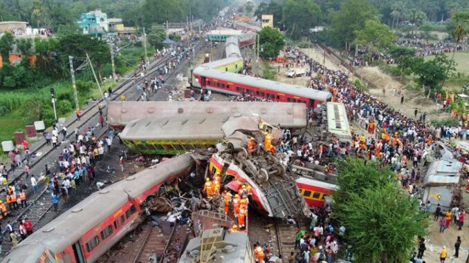 Kereta Api India