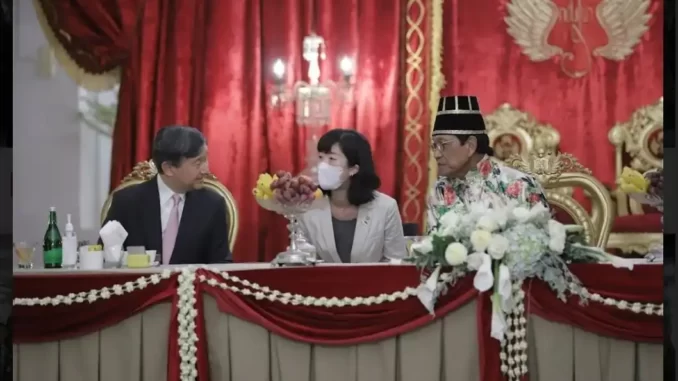 Naruhito Keraton Jogja