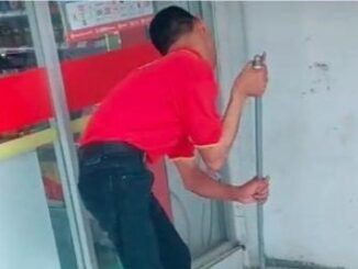 Pegawai Disabilitas Alfamart