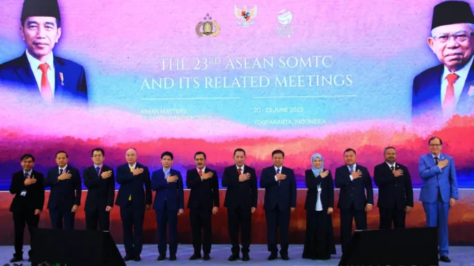 Penengak Hukum Asean