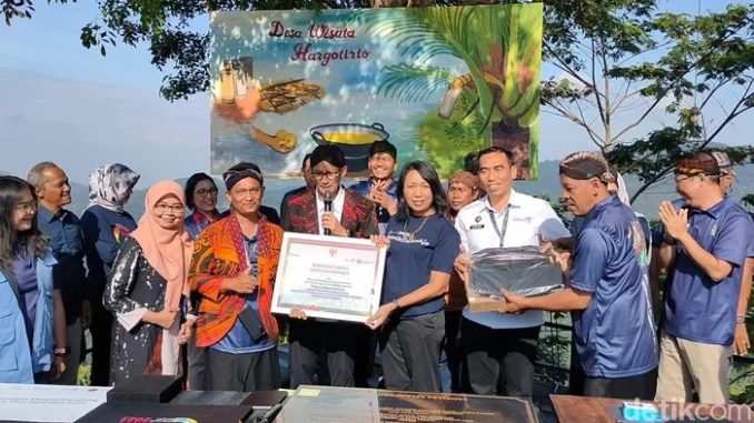 UNY Raih Anugerah Desa Wisata Indonesia