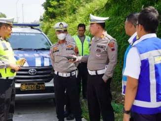 parkir liar tol kandeman
