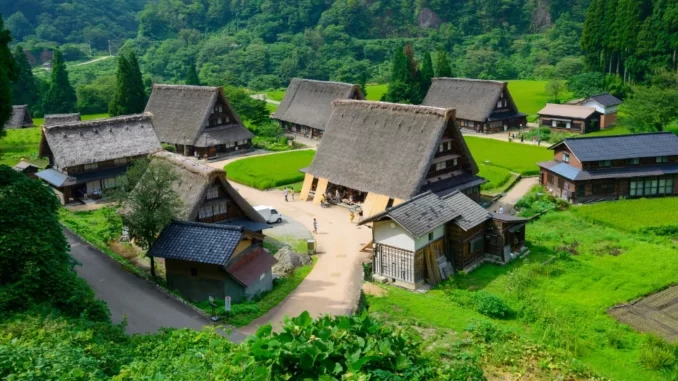 Desa Wisata Kolaborasi Industri Perhotelan