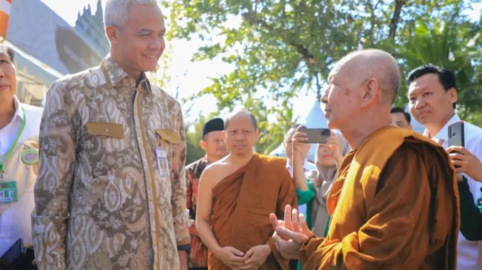 Indonesia Tipitaka Chanting