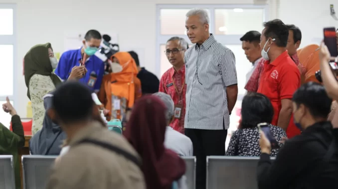 Gubernur Jawa Tengah Ganjar Pranowo meresmikan Gedung Radiologi Nuklir & Onkologi Terpadu, Laboratorium Stem Cell, serta gedung administrasi dan areal parkir RSUD Dr. Moewardi pada Selasa (11/07/2023)