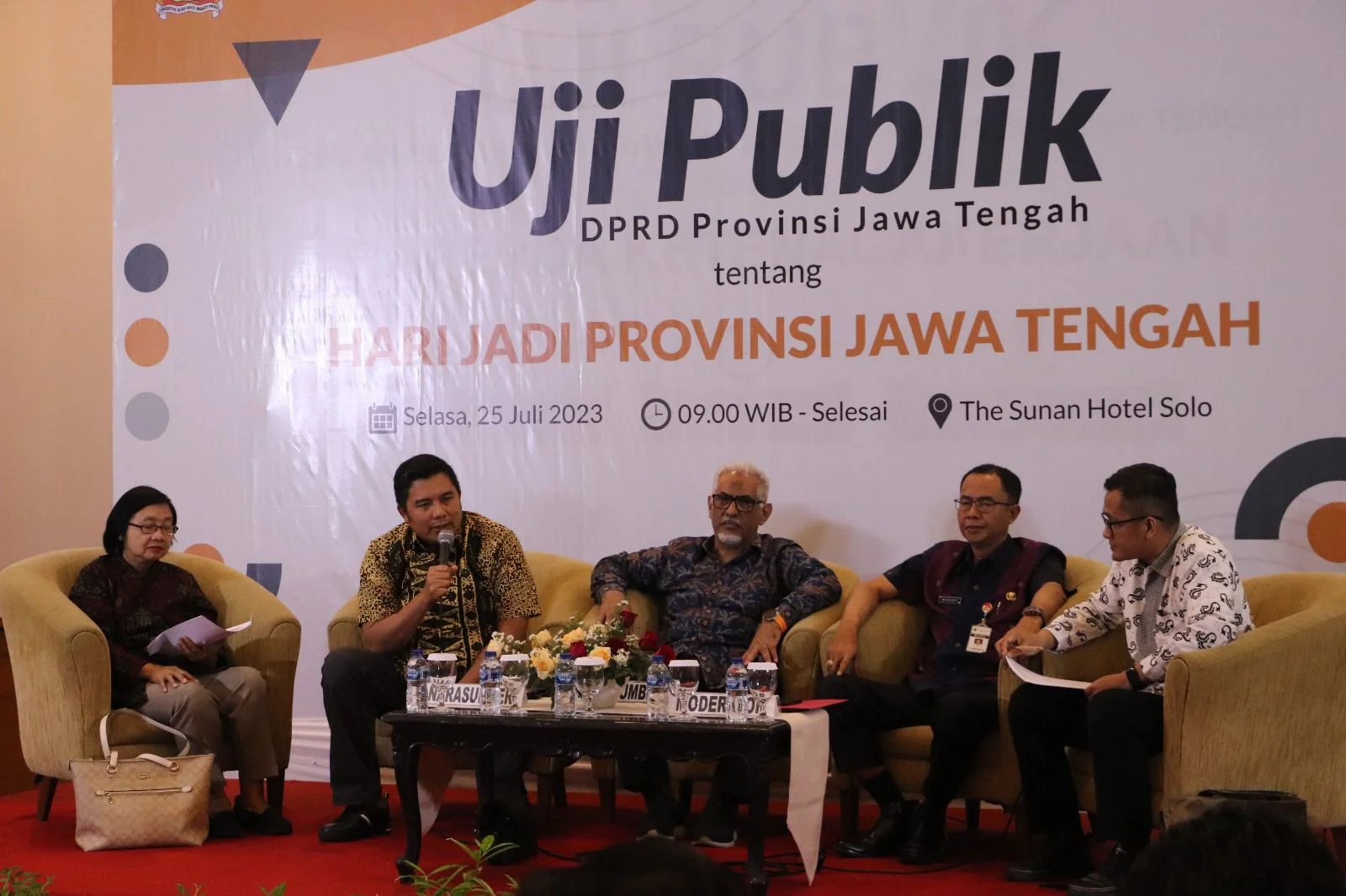 Uji Publik Hari Jadi Jateng