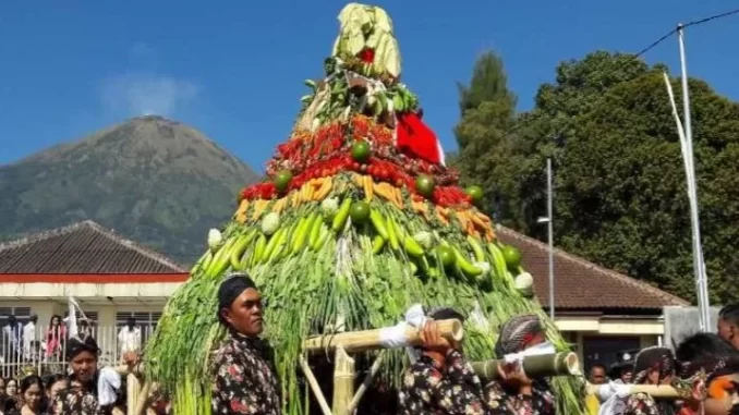 Umbul Jumprit Grebeg Suro Umbul Jumprit Grebeg Suro