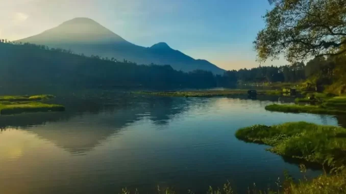 Wonosobo Telaga Menjer https://www.instagram.com/p/Cssz91PShpA/?igshid=MTc4MmM1YmI2Ng==