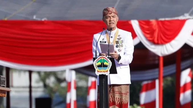 upacara peringatan Hari Ulang Tahun (HUT) ke-78 Republik Indonesia tingkat Provinsi Jawa Tengah, di Lapangan Pancasila, Simpang Lima, Semarang, Kamis (17/8/2023).
