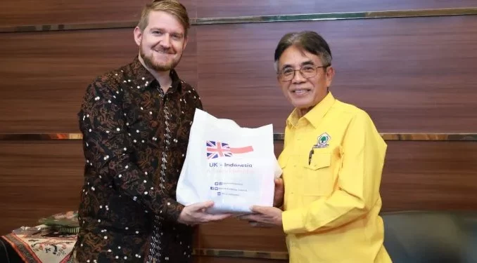 Golkar Jateng Keduraan Inggris