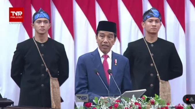Presiden Jokowi Presiden Joko Widodo alias Jokowi menyebut tak mudah menjadi seorang kepala negara, ada tanggung jawab besar yang harus diemban
