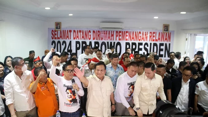 Ketua Umum Partai Gerindra Prabowo Subianto menghadiri acara peresmian rumah pemenangan relawan di Menteng, Jakarta Pusat