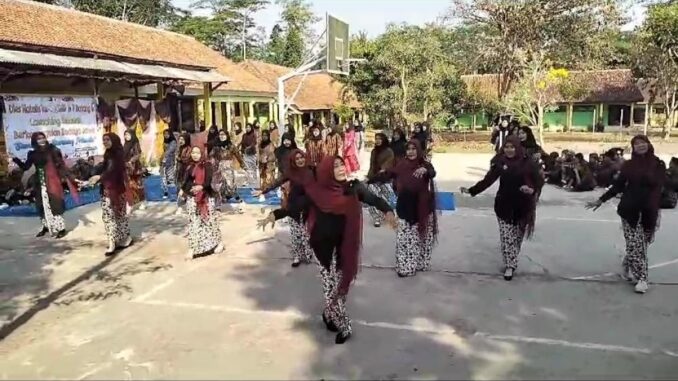 Sekolah Budaya SMPN 7 Batang