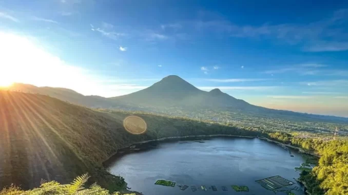 Wisata Sindoro Sumbing
