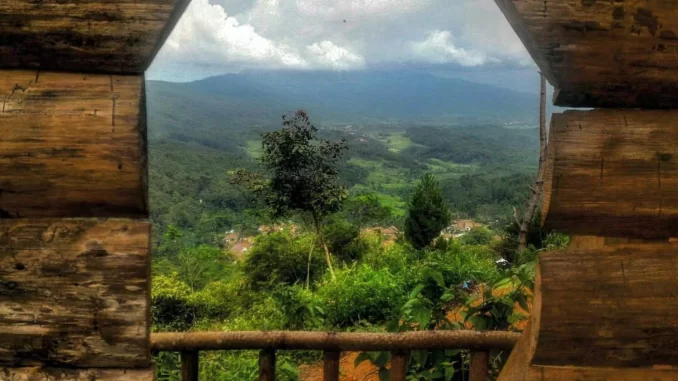 Bukit Panenjoan Salem Brebes