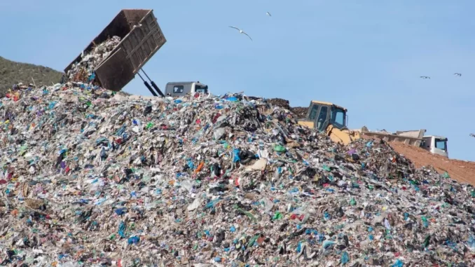 Ilustrasi, Tempat Pembuangan Akhir Sampah Kota Semarang