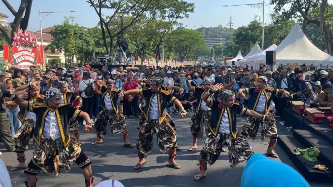 Penggiat Seni